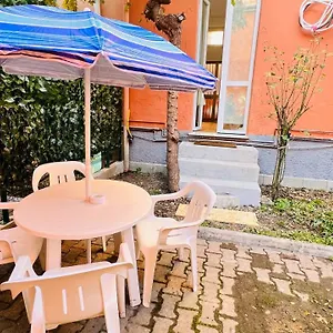 L' Harem Del Monzino Milano
